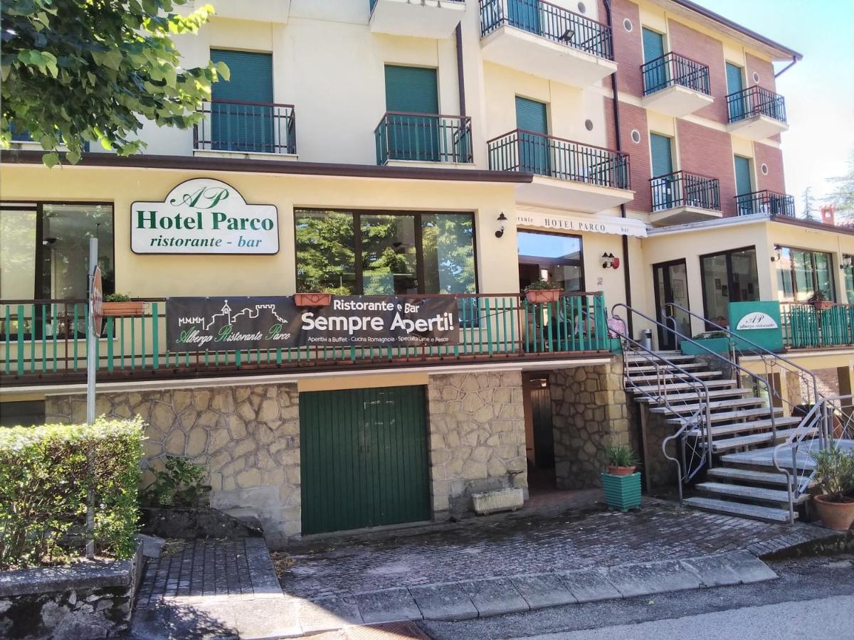 Hotel Il Parco Pennabilli Buitenkant foto